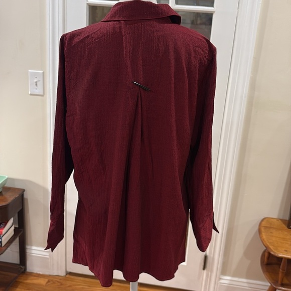 Habitat Women's Top in Rich Burgundy/Red. 3/4 Sleeves. Size S - Picture 6 of 10